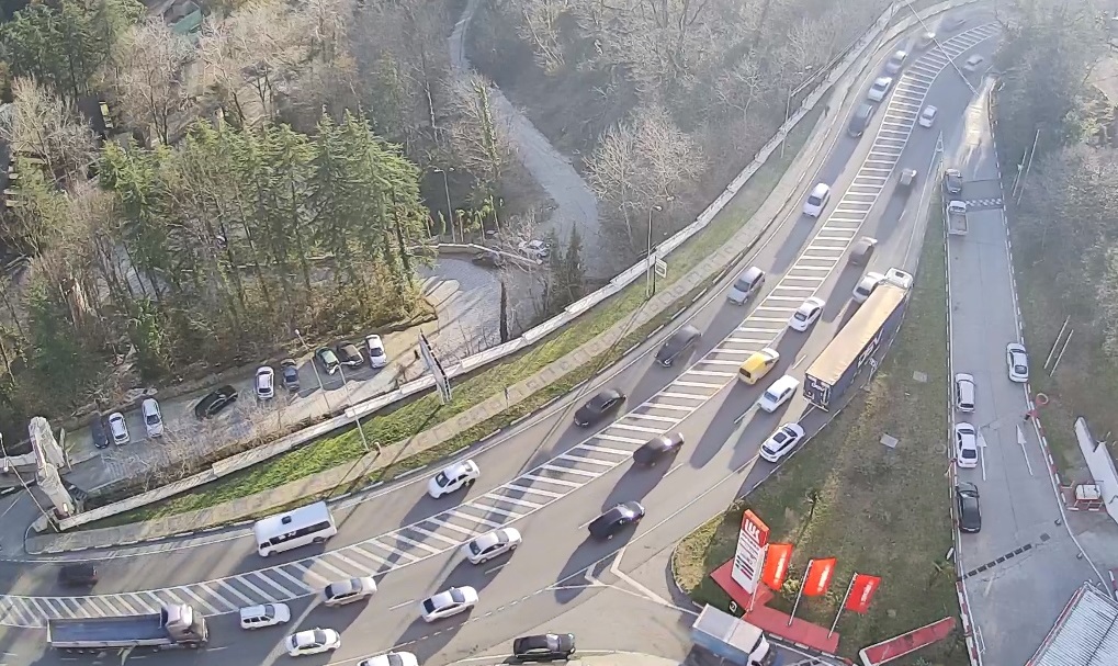 Водителей предупредили о «засадах» на пути к морю на майские праздники