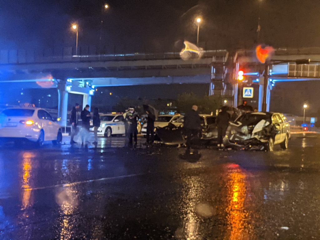 Сочи 24 августа. Днепр Николаев авария 01.04.2021. Авария в Днепре субботу 10 вечера. 3.05.21 Самая масштабная авария