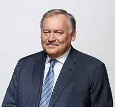 Затулин поздравил руководство гимназии Сочи с 35-летием