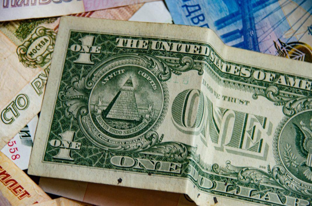 Путин создал рабочую группу для регулирования международных расчетов