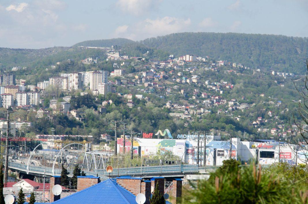 По-братски: в Сочи мошенник обещал за 80 тыс подключить свет к участку