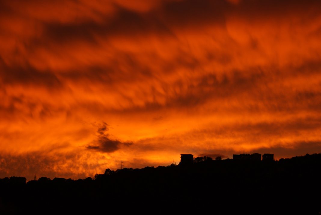 Послушайте: жуткие звуки из Чёрной дыры космоса обнародовали учёные