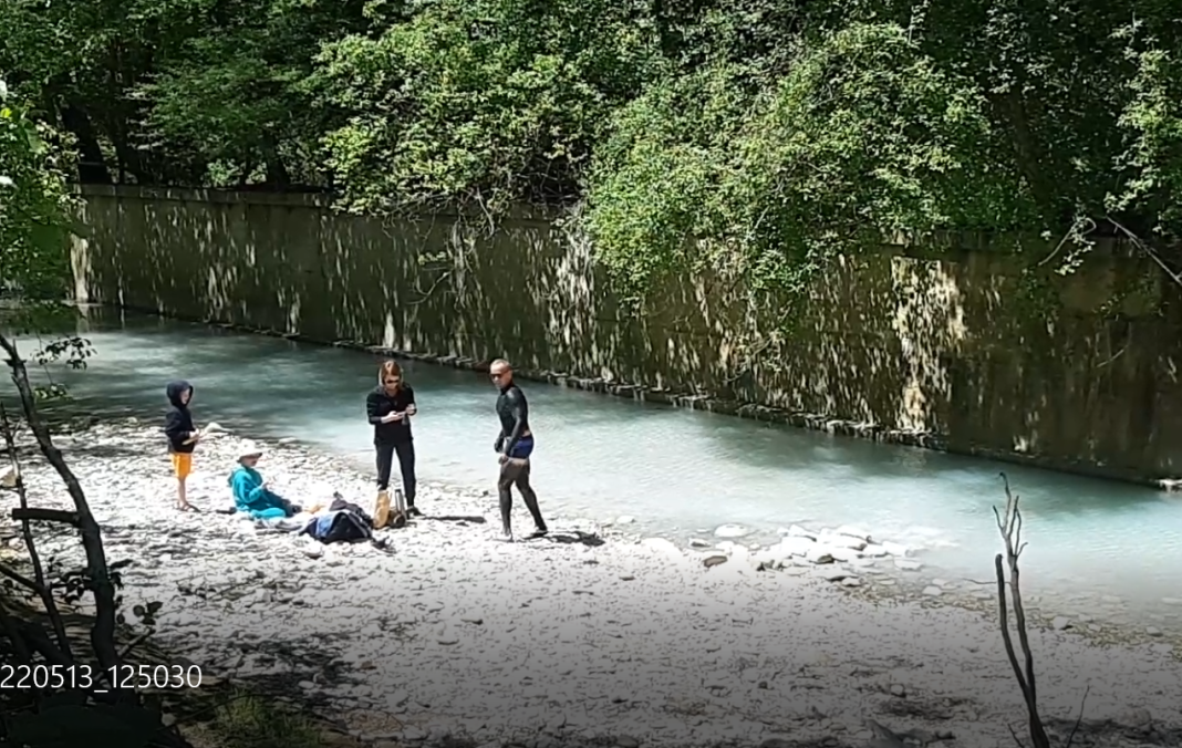 Новость о запрете на купания в бесплатном источнике встревожила жителей Сочи