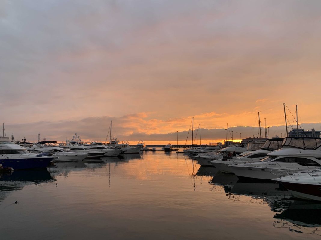 Россияне признались, сколько готовы потратить на отпуск мечты