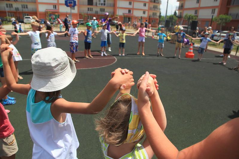 Россиянам рассказали, как получить кешбэк за детский отдых