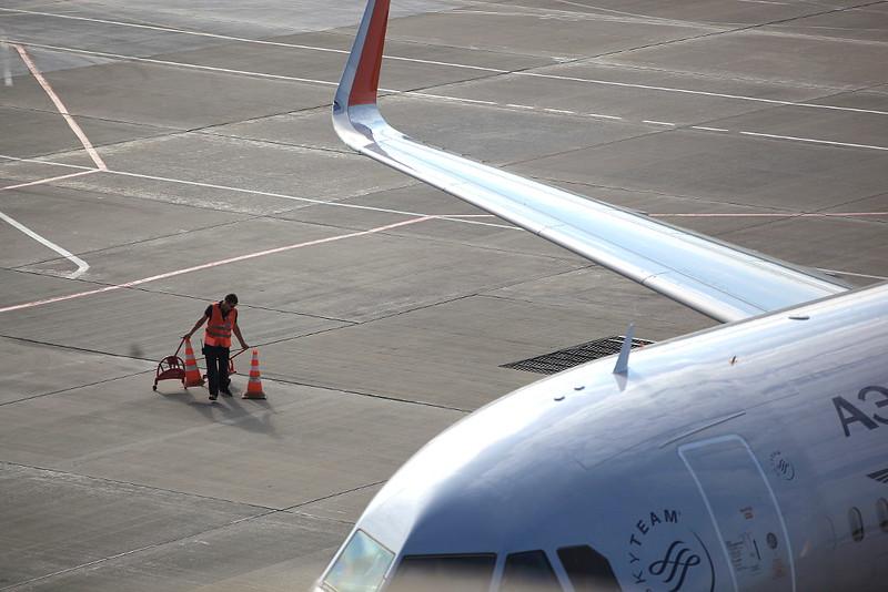 В Сочи задержали вылет самолёта из-за ремонта
