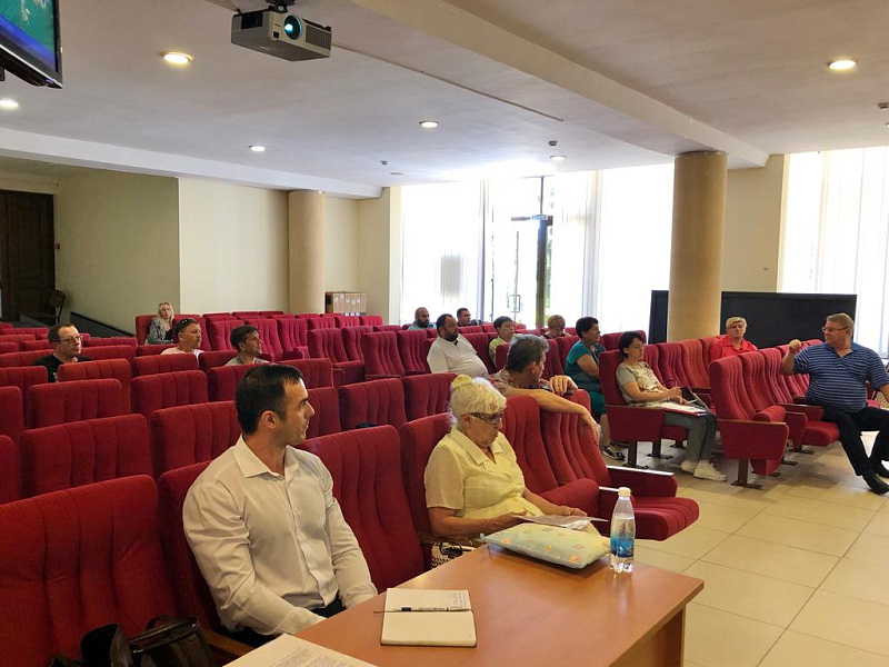 В Сочи мирно обсуждают проект Генплана 2