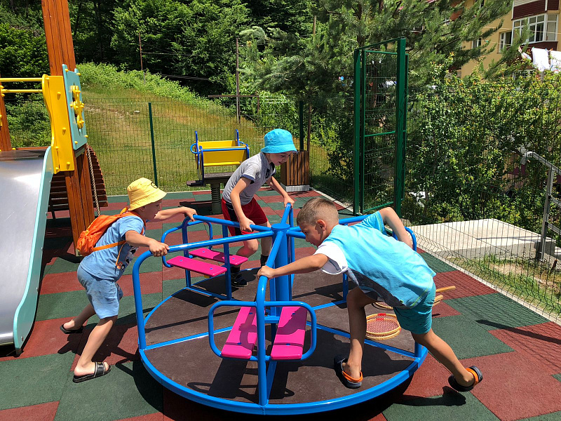 Всё для детворы: в Сочи открыли новые зоны для игр