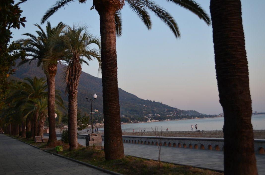 Маленькая Абхазия примет летом 1,5 млн туристов