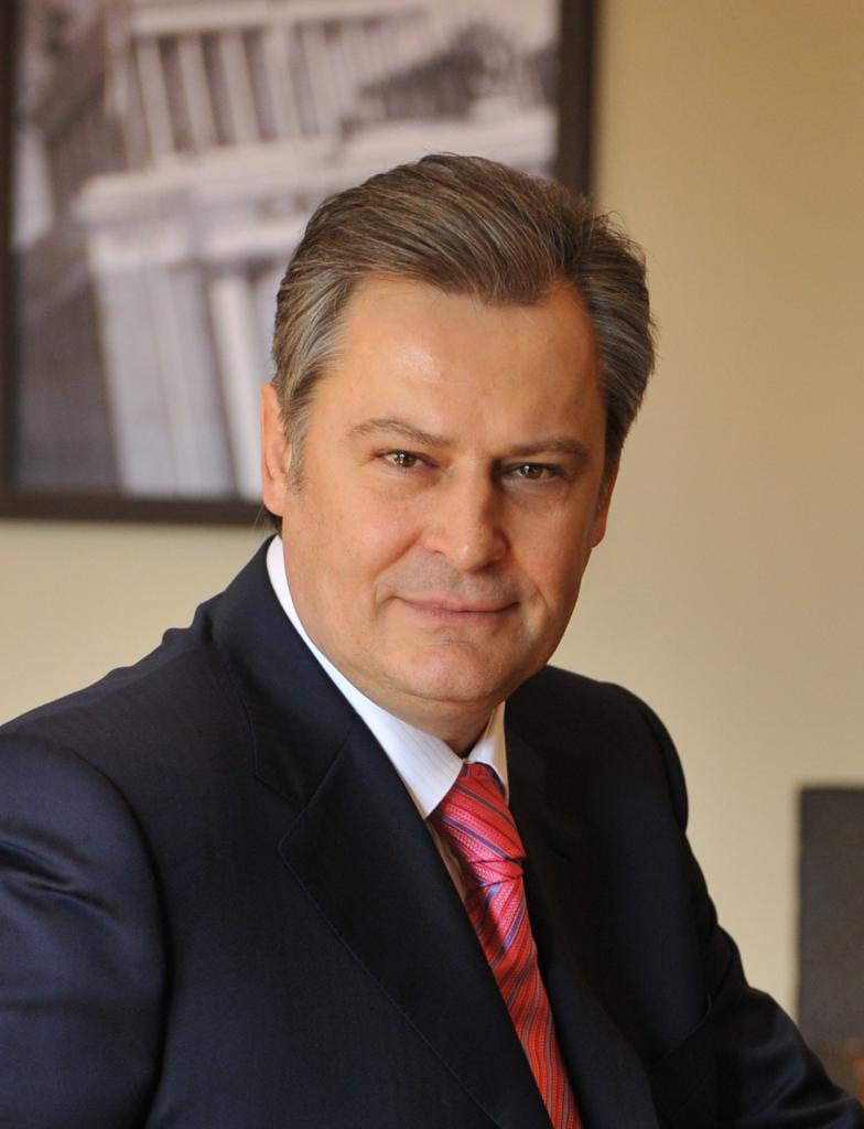 В горах Сочи пенсионерку с травмой ноги эвакуировали на вертолете