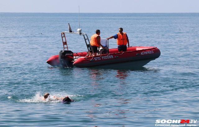 Спасатели Сочи отправились в море на поиски 21-летнего мужчины