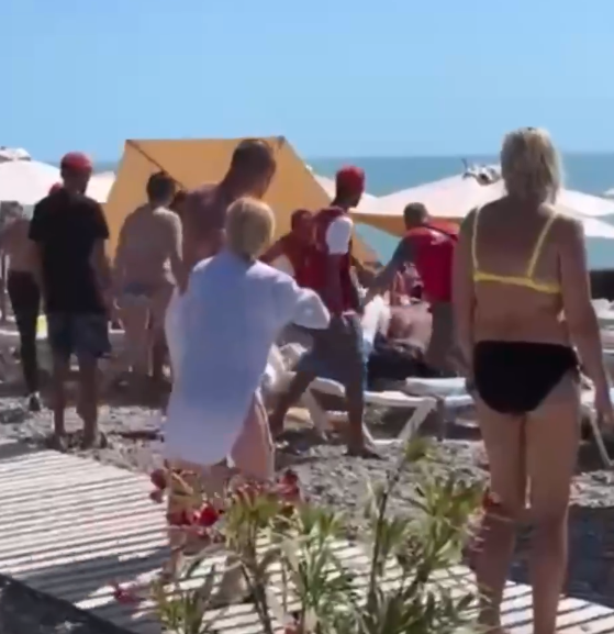 «Базарная история» закончилась дракой на пляже в Сочи: всё не так однозначно