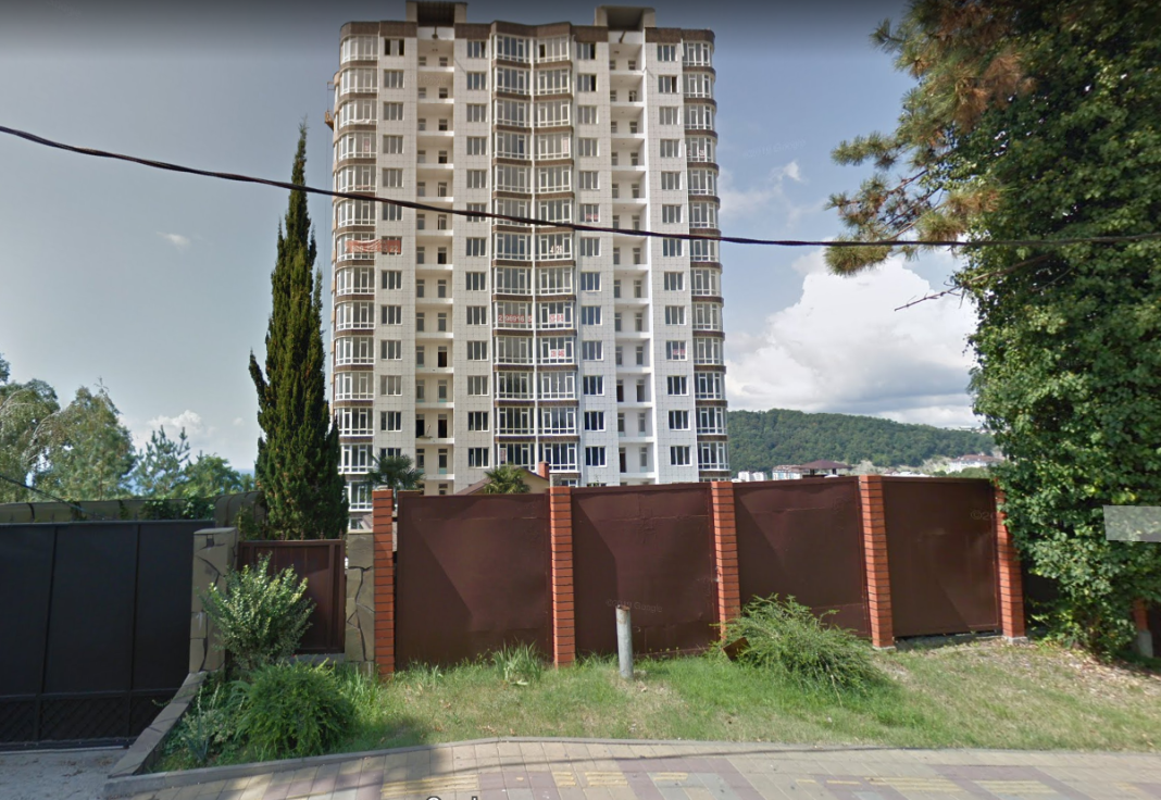 Депутат Госдумы включился в решение проблем с долгостроем в Сочи