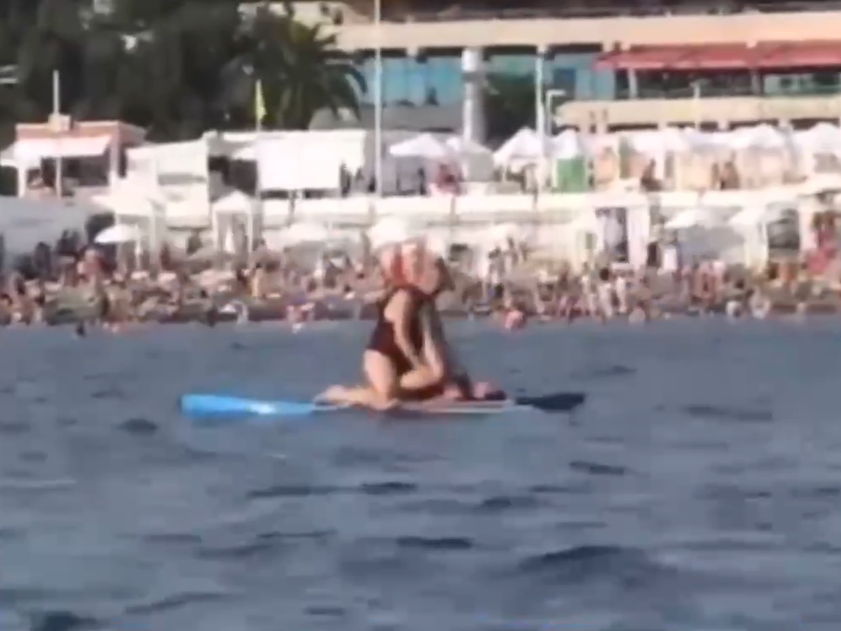 Парочка занялась сексом в Сочи на пляже «Маяк»