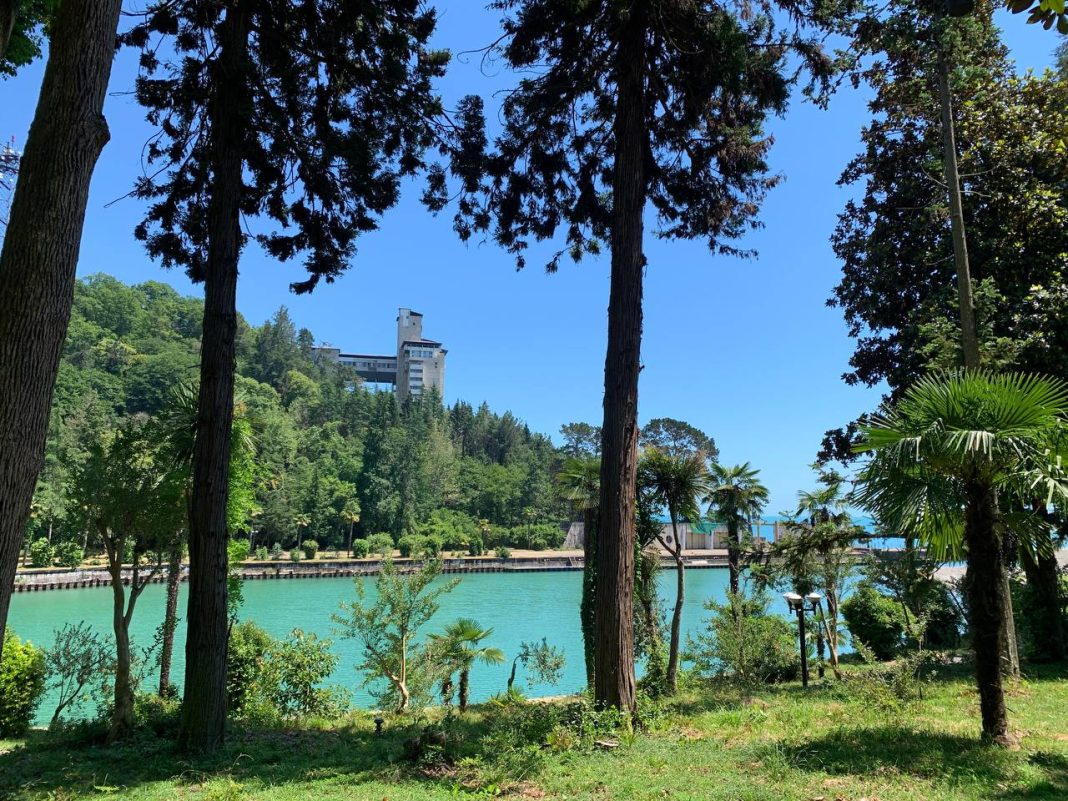 Россиянка рассказала, чем ее покорила Абхазия