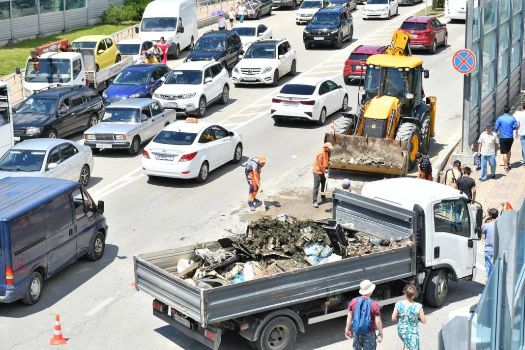 Сочи оперативно очистили от последствий подтопления