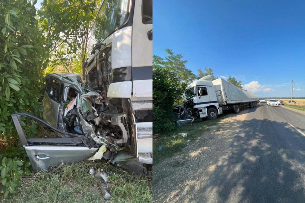 Страшная авария в Краснодарском крае: погибли 5 человек из Санкт-Петербурга (Видео)