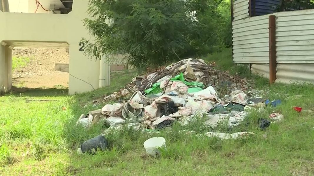 В Сочи за нелегальный сброс мусора могут конфисковать авто