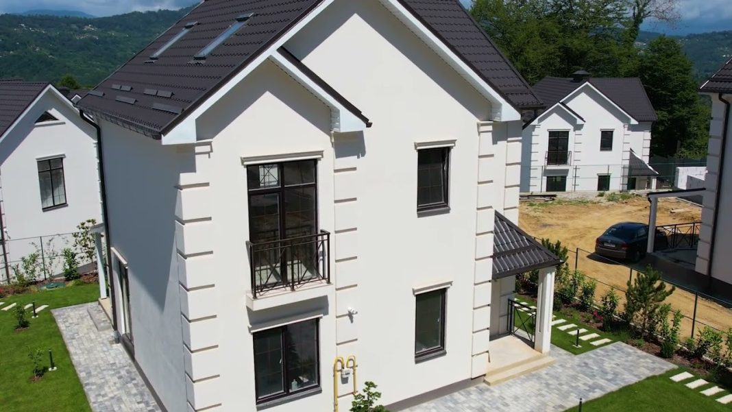 В Сочи используют штукатурку, которая творит чудеса