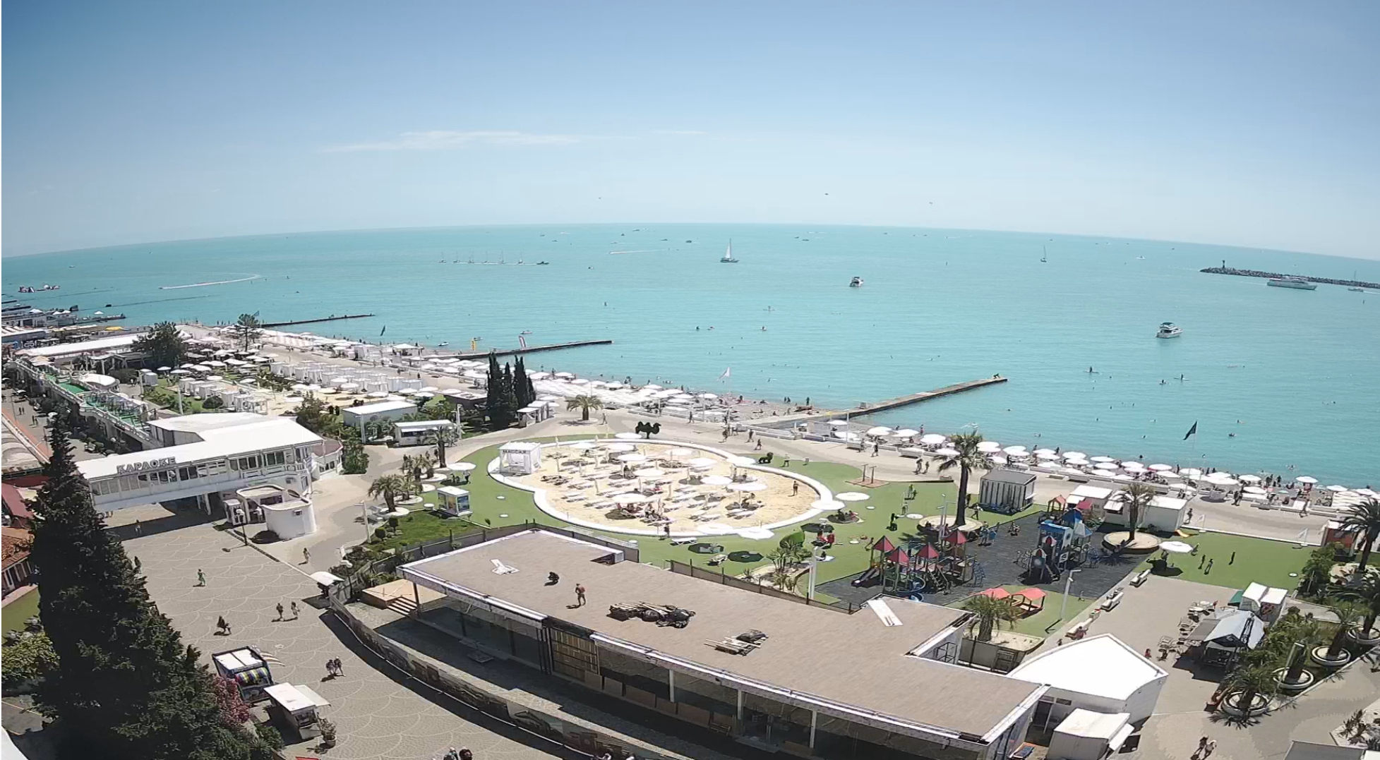 Не нашли места: сочинка рассказала, как сходила на популярный пляж