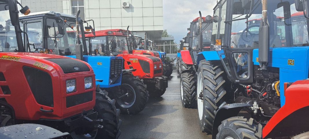 tractor