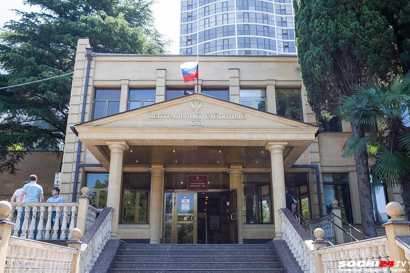 Сочинца оштрафовали на 3 млн рублей за посты в соцсетях, дискредитирующие ВС РФ