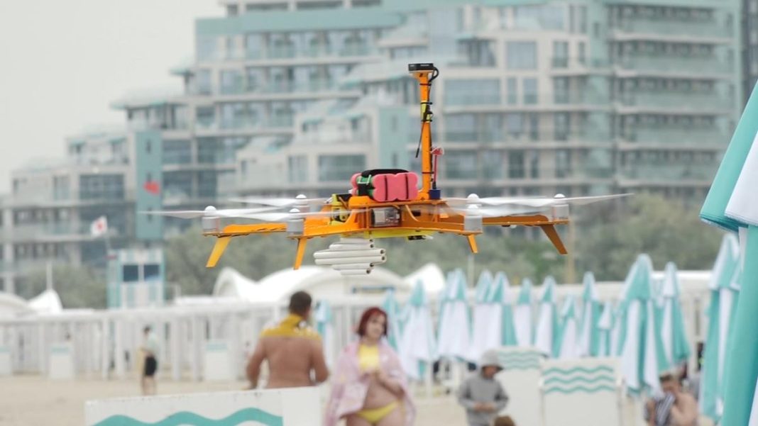 Дрон спас тонущего мужчину в Черном море