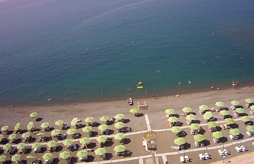 Лето не прощается: в Сочи будет + 32, а регион накроет пыльная буря