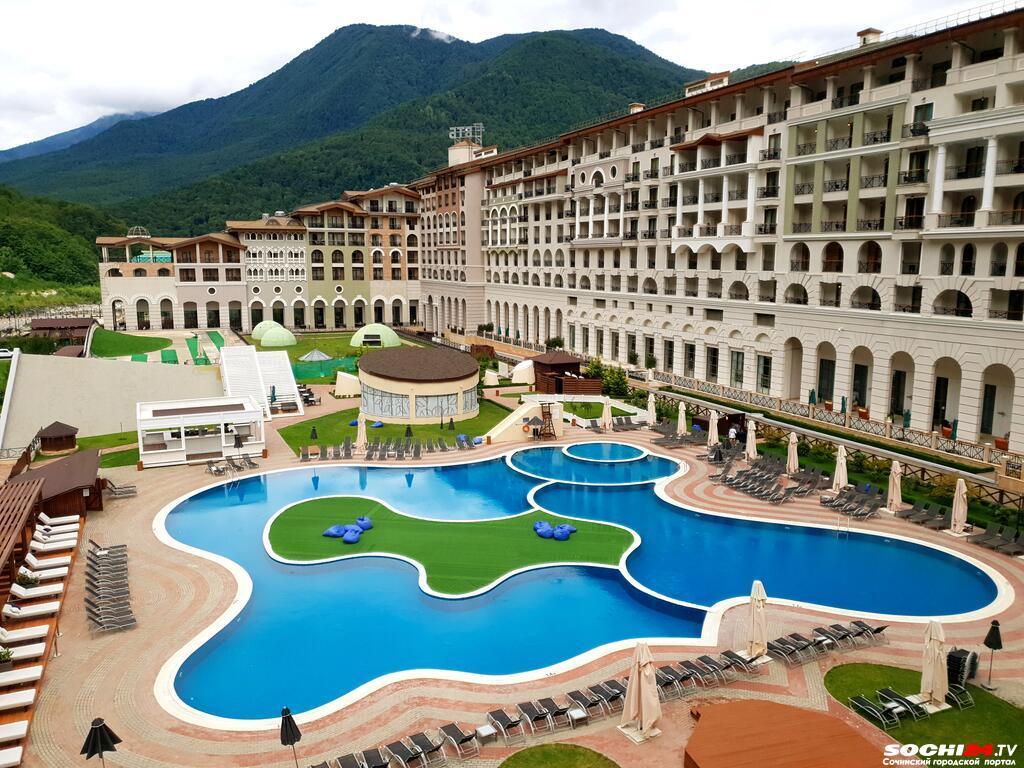 Курорт «Красная Поляна» в Сочи изменит название отелей Marriott