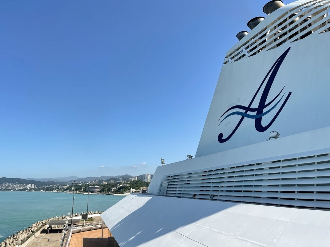 Без окон за 230 тысяч: россиянка рассказала о «золотом» круизе из Сочи в Турцию