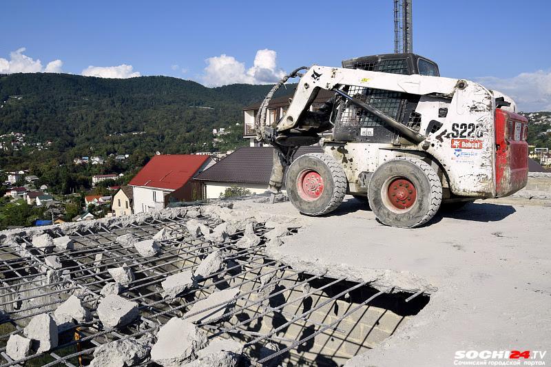 В Сочи за год выявили 628 домов-самостроев