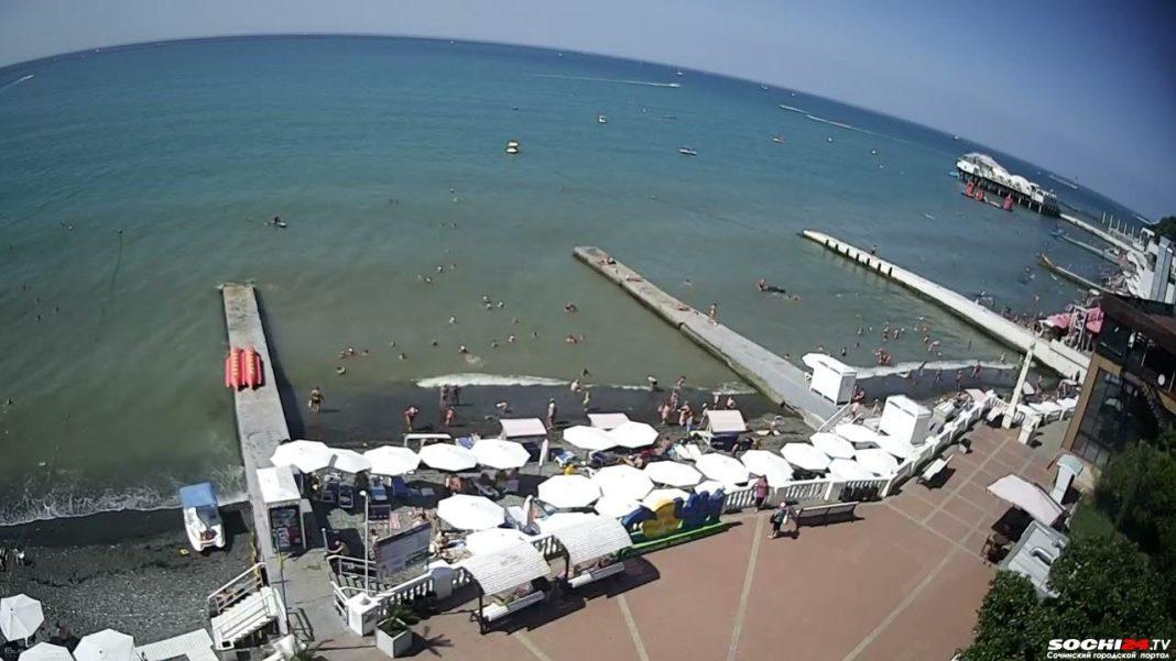 В Сочи дует фен, а в Туапсе жара побила рекорды 1938 года