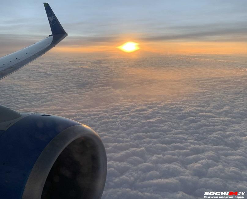 В России вновь продлили запрет полетов над Югом, кроме Сочи
