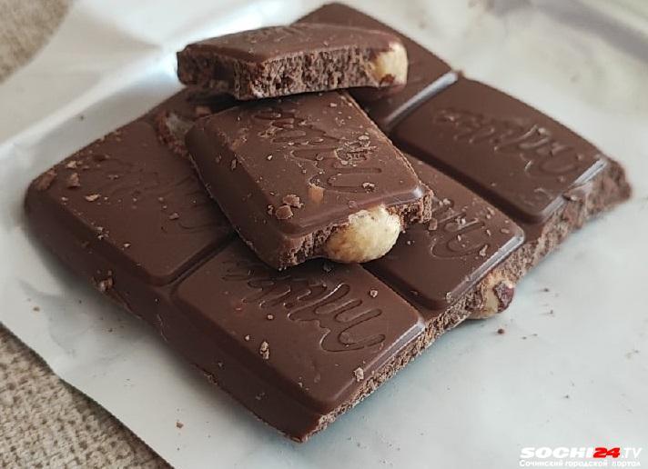 Нахального похитителя шоколада задержали полицейские в Сочи