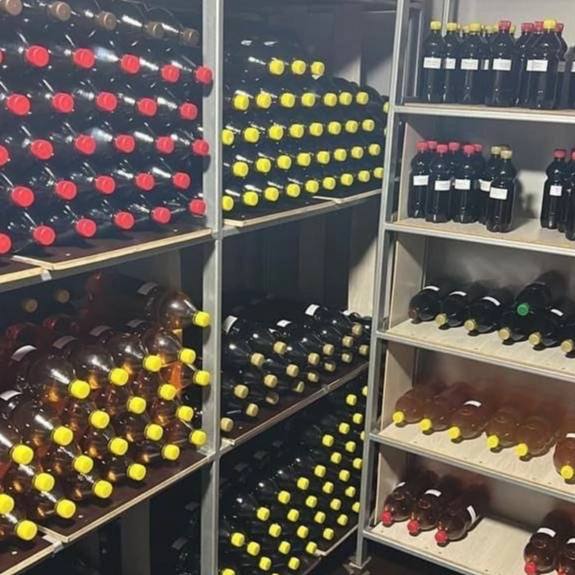 В Сочи местный житель производил алкоголь в масштабах небольшого завода