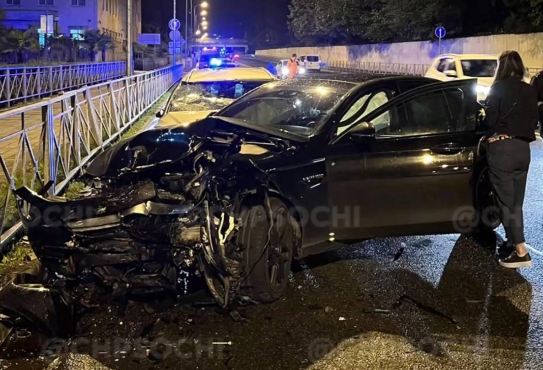 В Сочи произошла авария на 20 млн рублей (Видео)