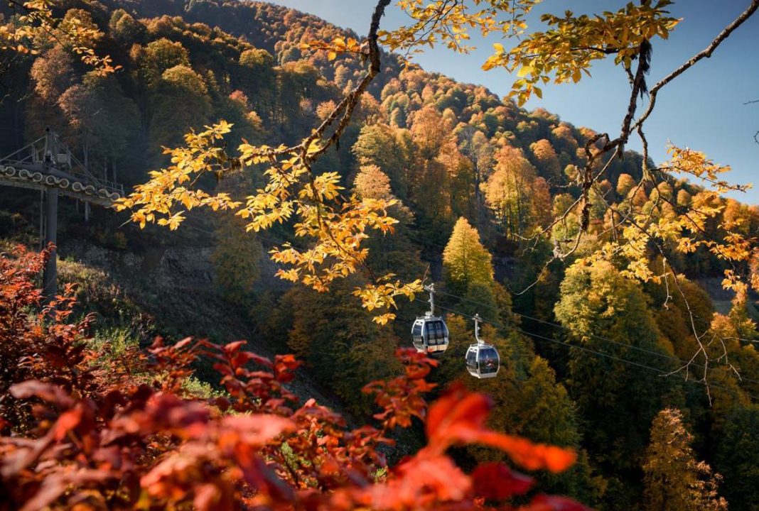 В горах Сочи отметят День туризма