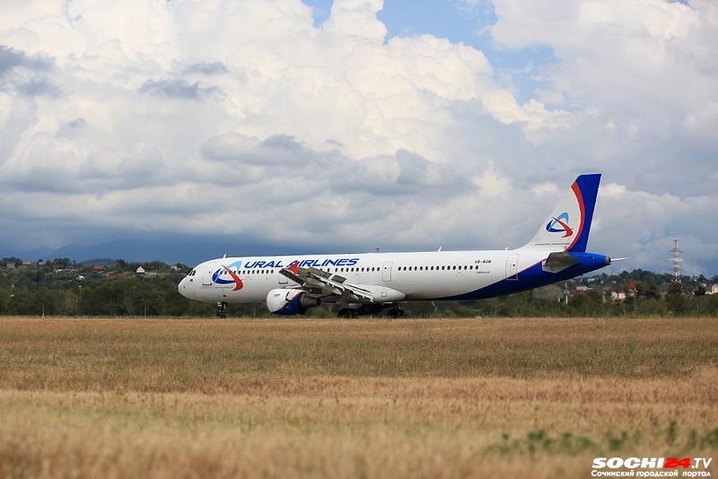 Вылетевший в Сочи самолёт вернулся из-за неисправности в Екатеринбург