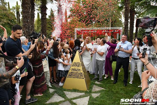 В Сочи заложили капсулу потомкам-2052