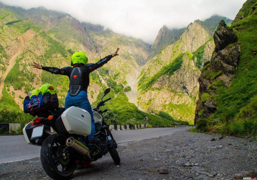 Как дёшево добраться из Сочи в Грузию: способ не для каждого