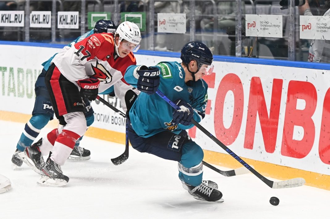 ХК «Сочи» не смог одолеть омский «Авангард»