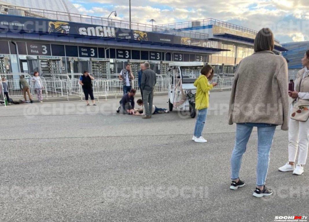 В Сочи моторикша опрокинулся на ребёнка