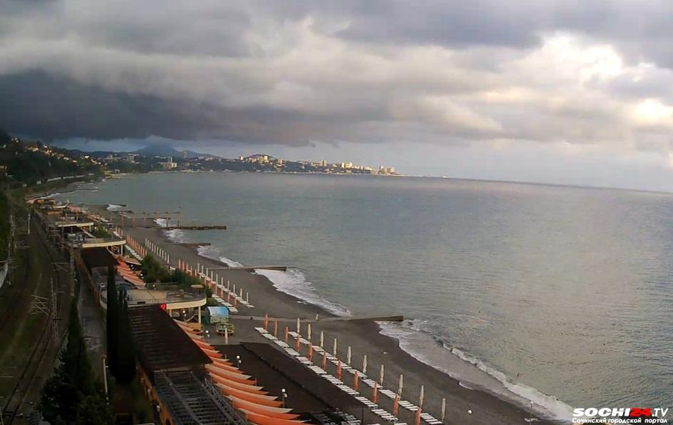 Парад смерчей сняли на видео в Сочи