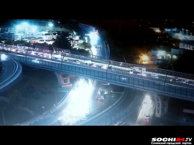 В Сочи парализовало движение из-за ДТП в тоннеле
