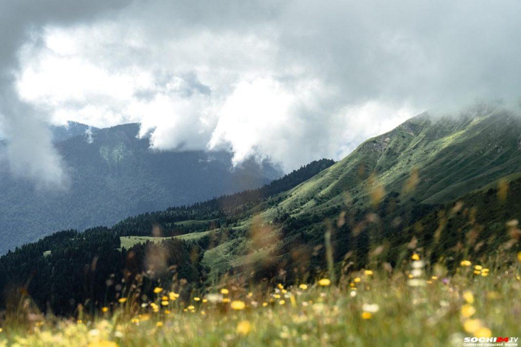 Иди куда хочешь: курорты Красной Поляны Сочи запустили единый прогулочный билет