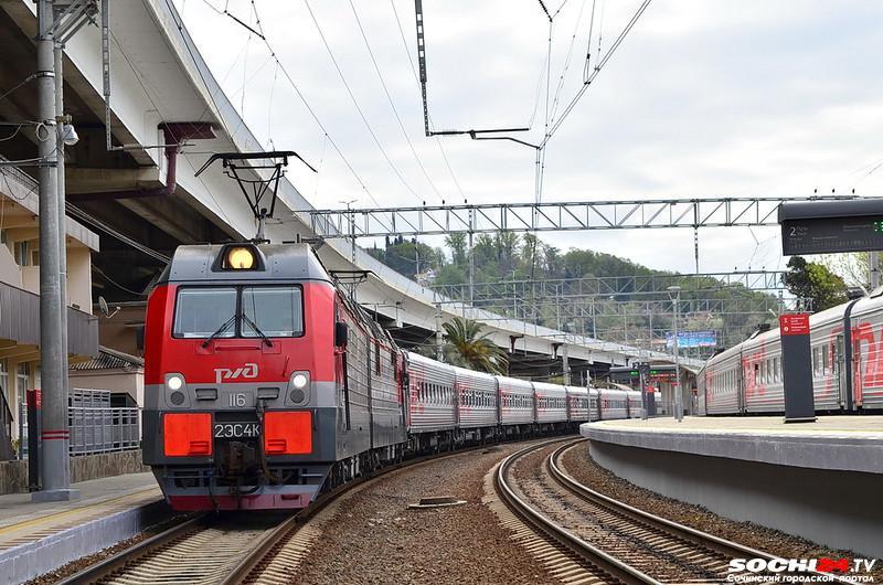 В Сочи из-за ремонта в тоннеле отменяются 6 пригородных электричек