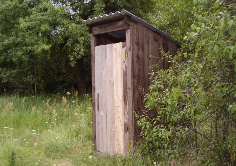 В Сочи вор сбежал от полицейских через окно туалета