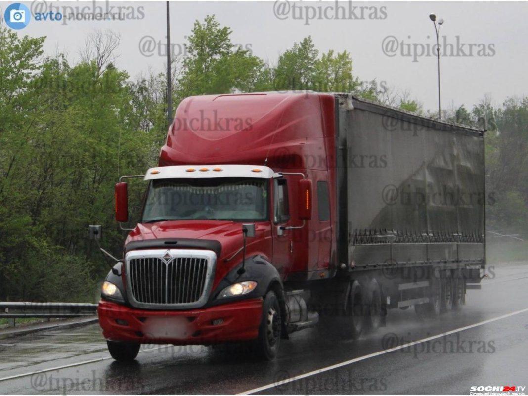 Та самая фура: на Крымском мосту по предварительным данным погибли три человека