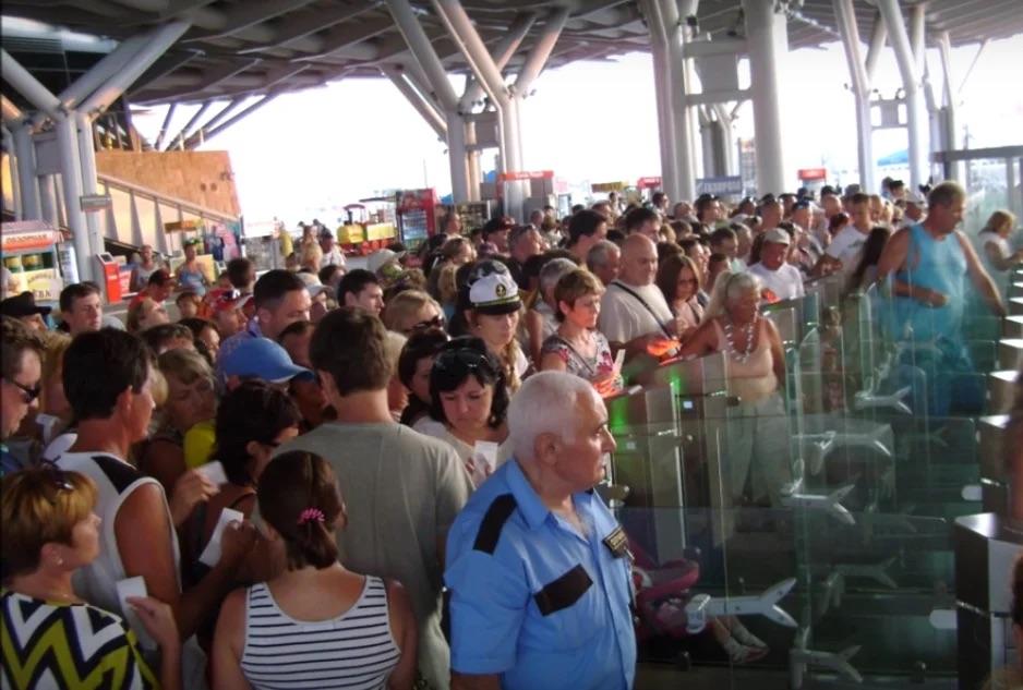 В Сочи из-за футбола изменят расписание электричек