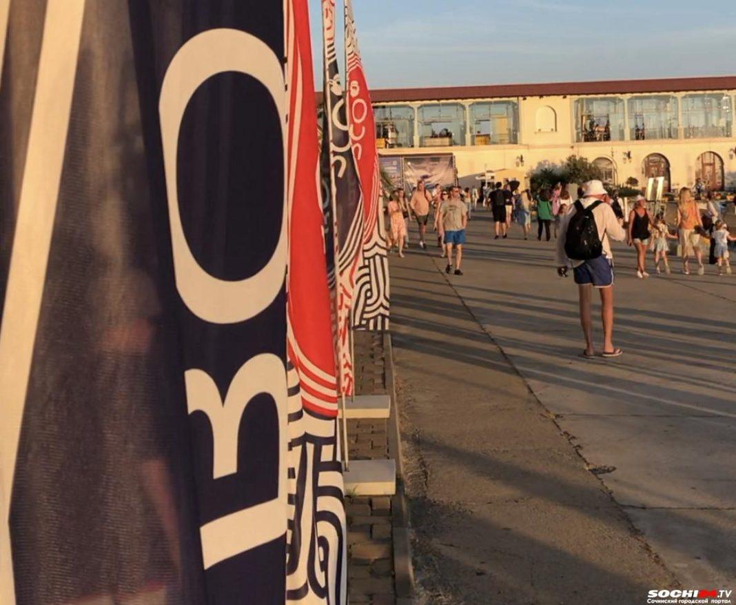 Мэрия Сочи продолжает вести борьбу с незаконной рекламой